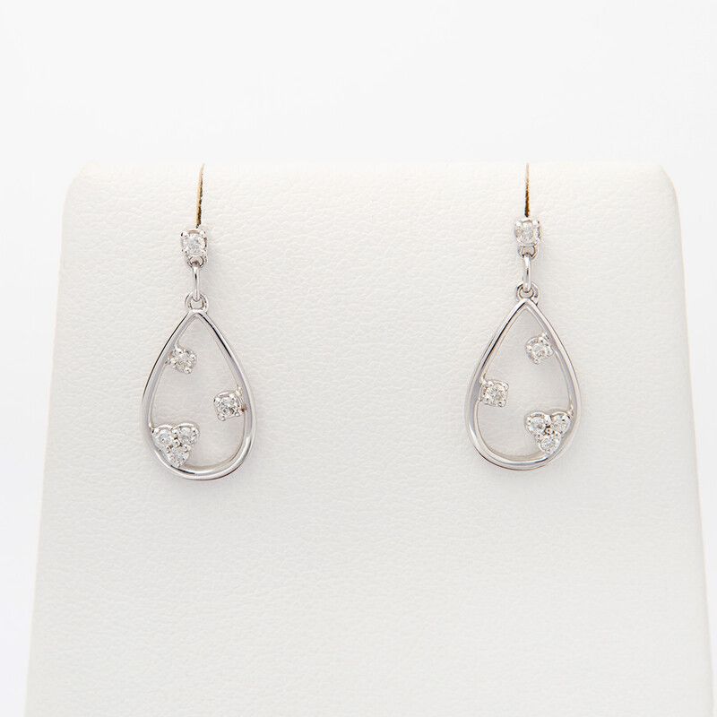 White Gold and Diamond Earrings. 