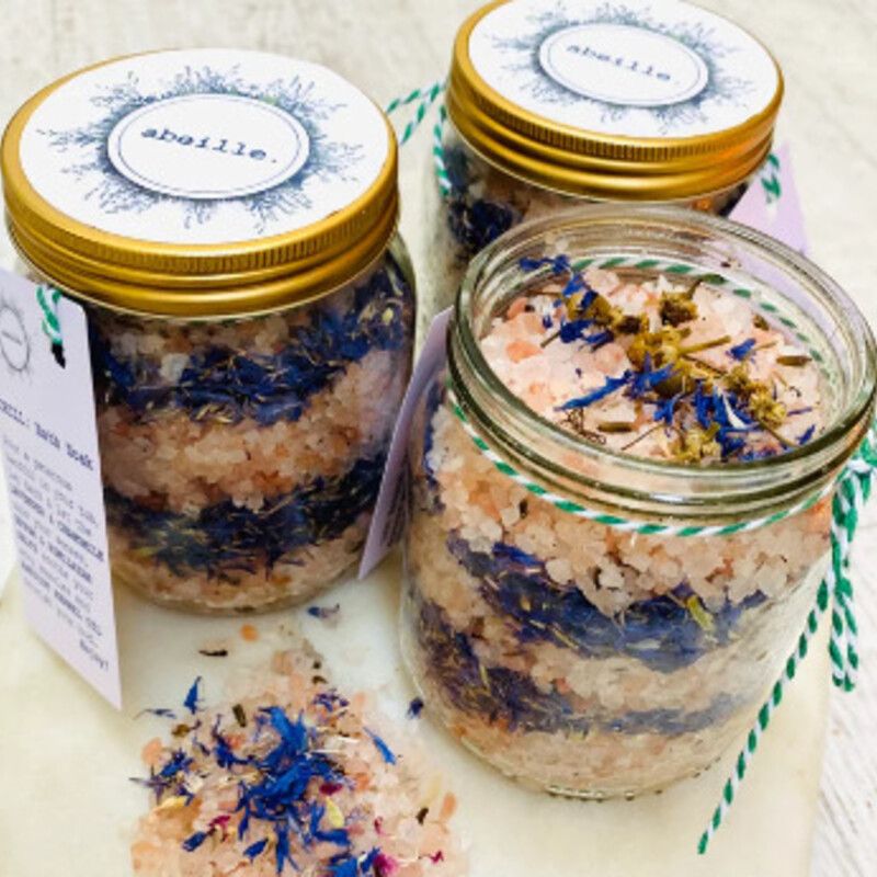 Soothing & Nourishing Lavender Bath Soak, with Himalayan Pink Salts, Epsom Salts and Apricot Kernel Oil - Spa Gift