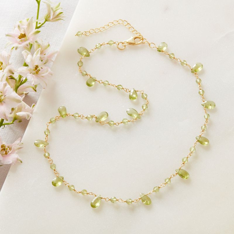 Green Peridot Bead Short Chain Necklace