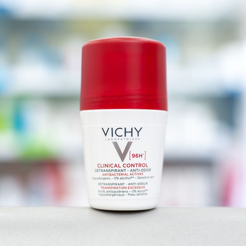 Vichy Clinical Control 96hr Protection Anti-Perspirant Roll-on Deodorant