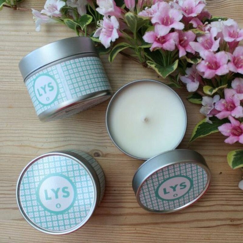 April Showers scented candle